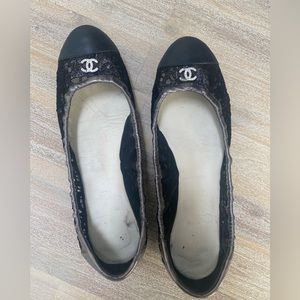 Authentic Chanel pre loved lace size 38 ballet flats